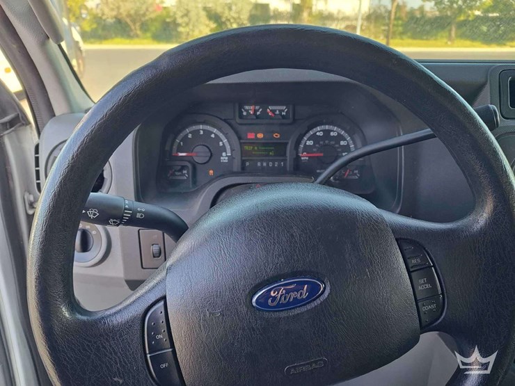 ford-e350-image-15