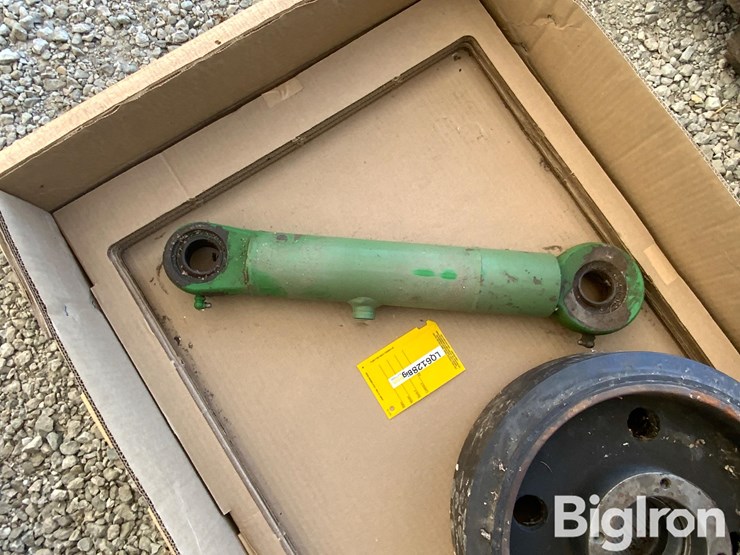 john-deere-8410-image-9