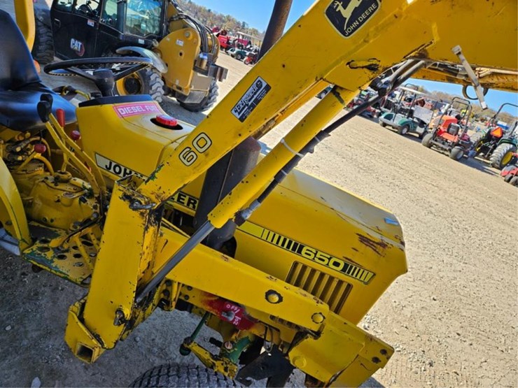 john-deere-650-image-17