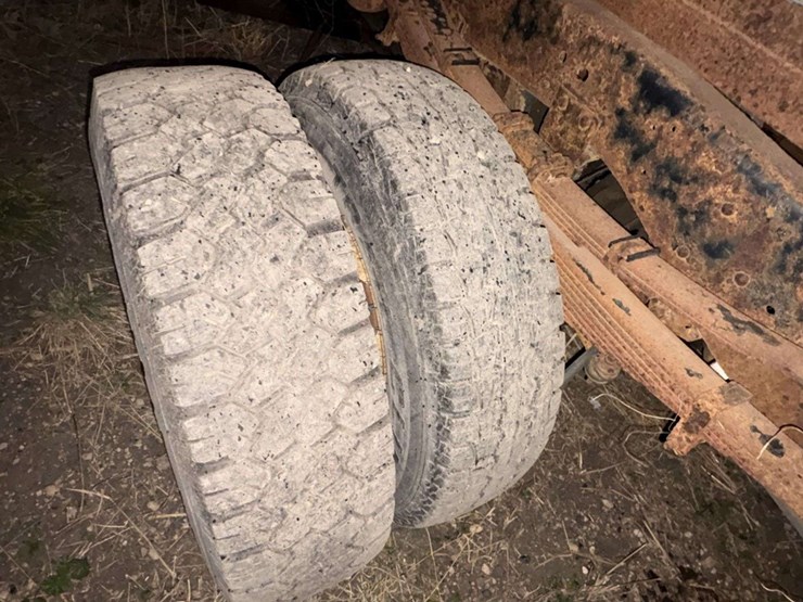 1994-ford-f350-xlt-image-18