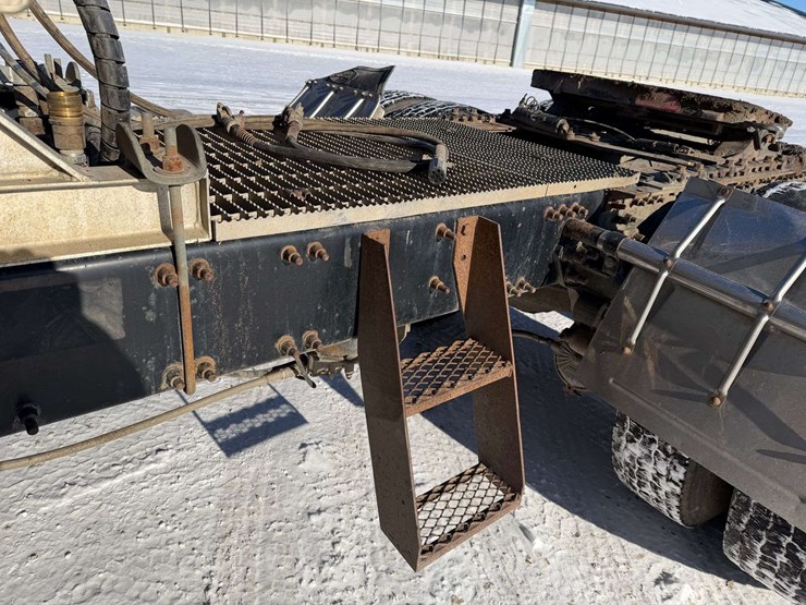 2006-mack-chn613-image-20