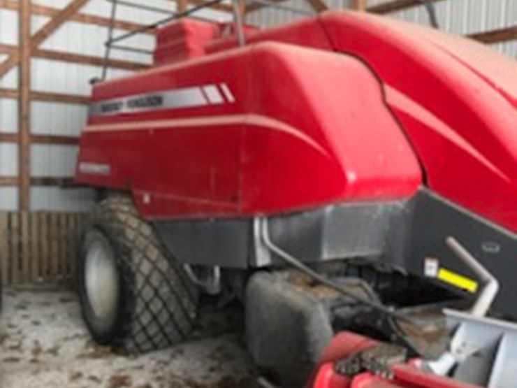 2011-massey-ferguson-2190-image-4