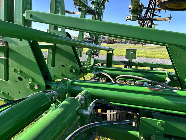 john-deere-2210-image-28