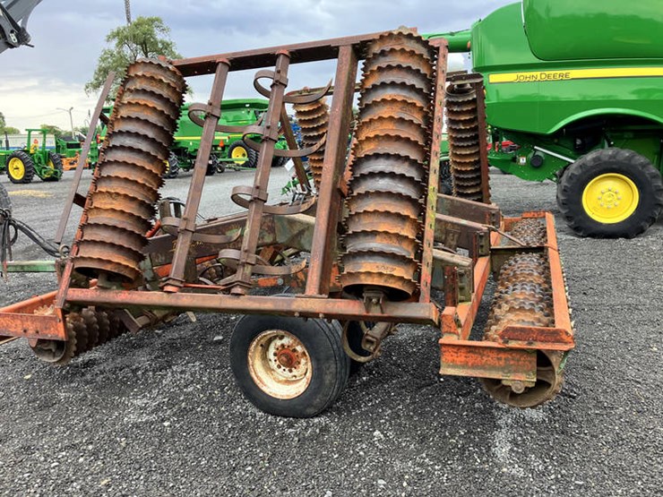 #80000-•-brillion-21'-cult-mulcher-solid-roller-image-11