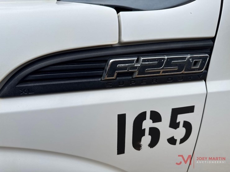 2011-ford-f250-xl-image-6