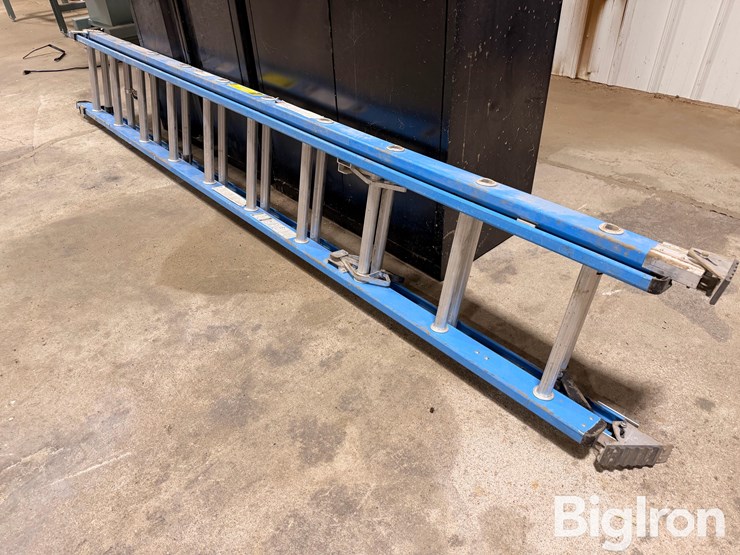 performax-storage-cabinets-w/-ladder-image-6