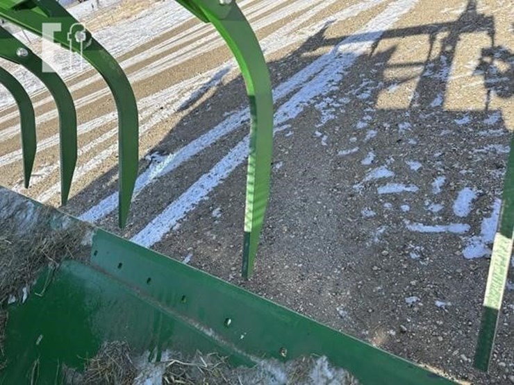 2023-john-deere-6r-155-image-24