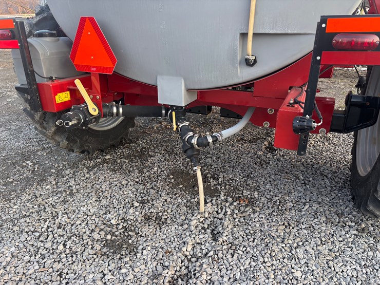 case-ih-2800-image-4