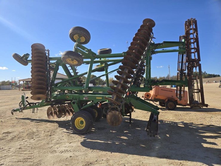 john-deere-2623vt-image-12