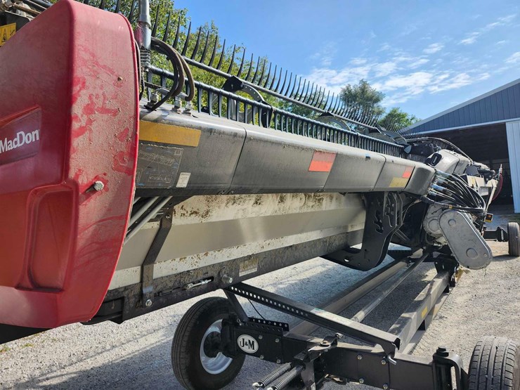 2024-case-ih-fd-240-flex-draper-head,-40’-image-7