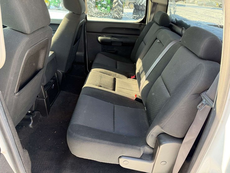 2013-chevrolet-silverado-1500-lt-image-46