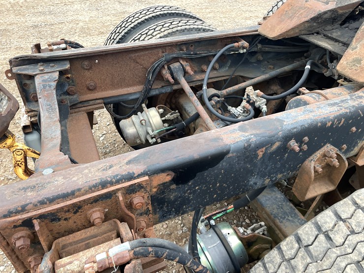 ford-lt9000-image-22