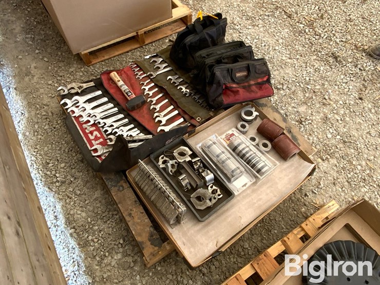 pallet-of-farm-support-image-5