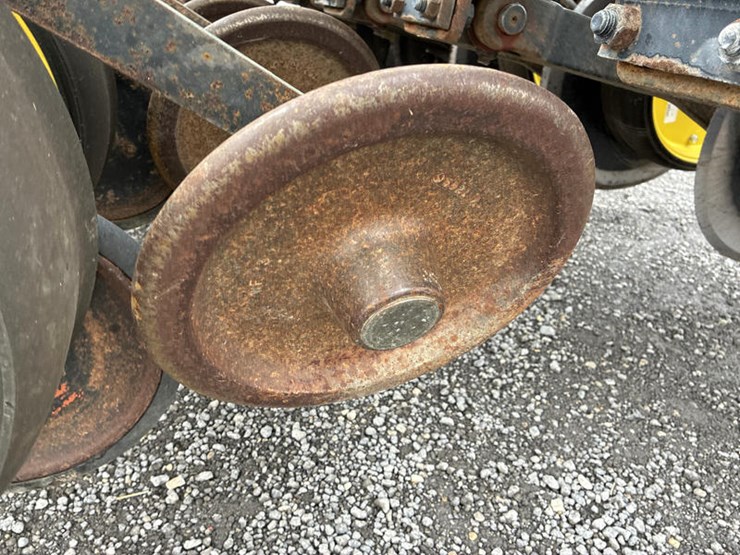 john-deere-750-image-20