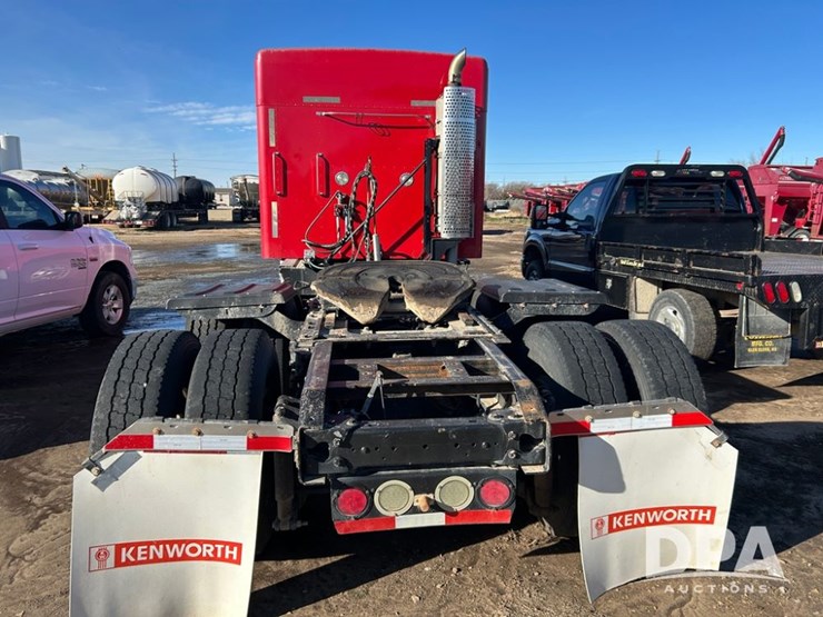 2009-kenworth-t800-image-6