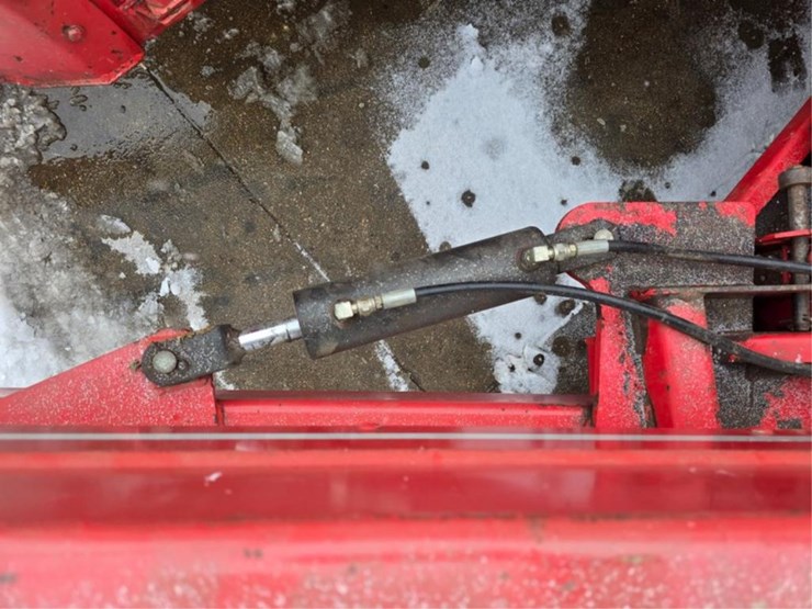 2002-gehl-1285-image-30