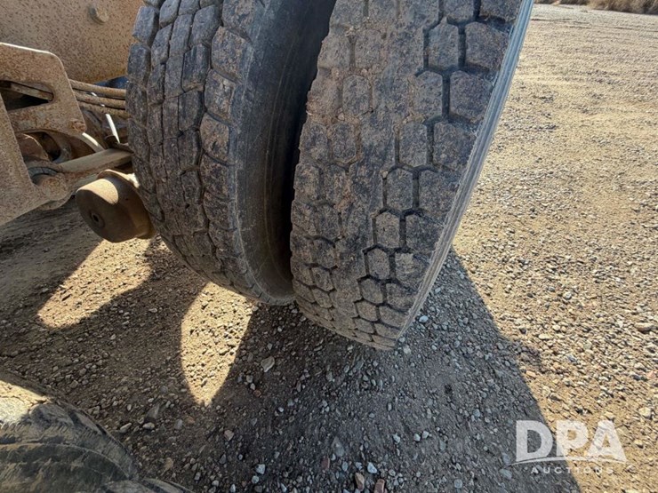 1997-volvo-f16-image-22