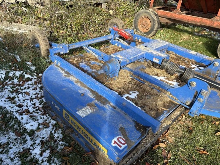 new-holland-770gc-image-4