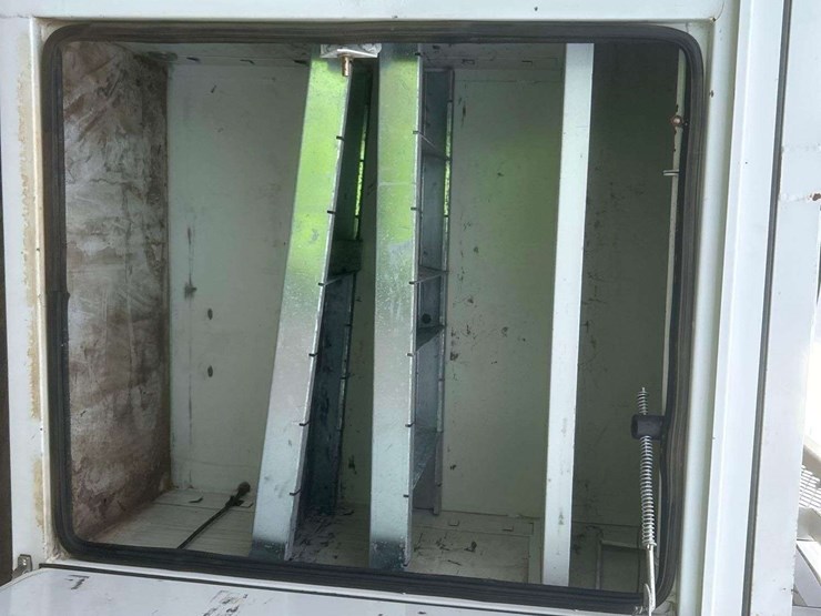 2019-ford-f550-image-23