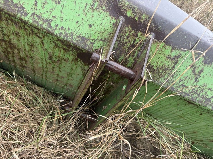 john-deere-84-image-5