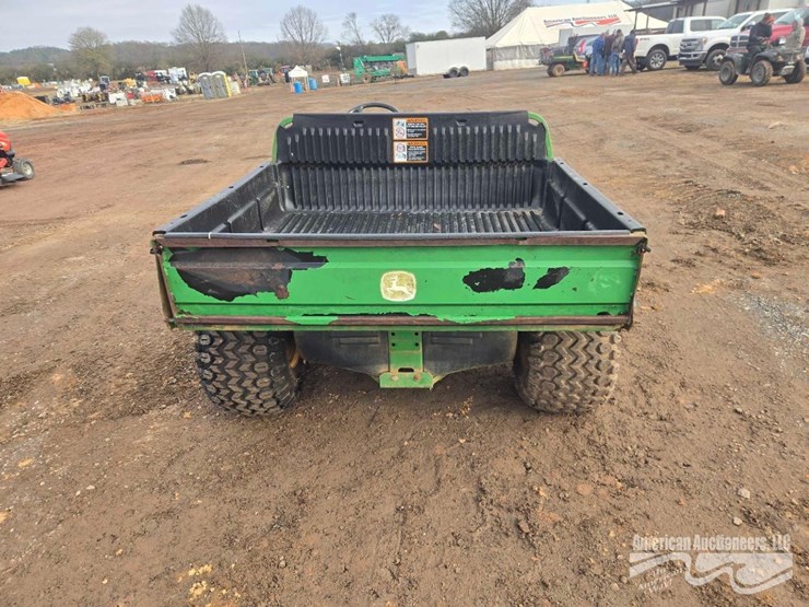 john-deere-turf-gator-image-6