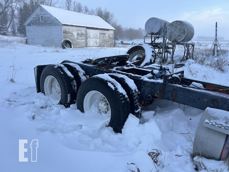 1994-ford-lta9000-image-5