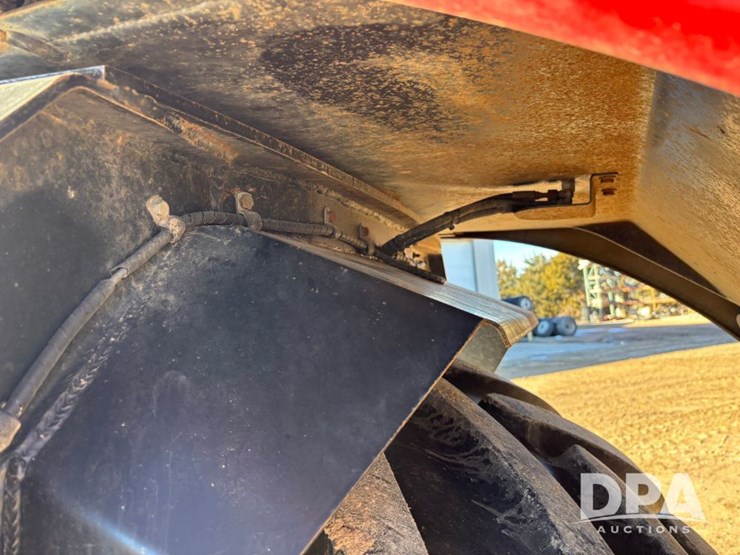 case-ih-titan-3020-image-37