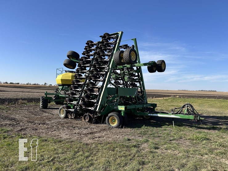 john-deere-1890-image-1