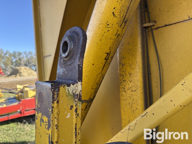 field-queen-inc-1408-forage-dump-wagon-image-15