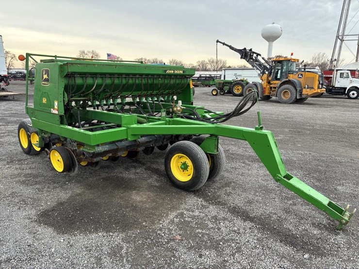 john-deere-750-image-4