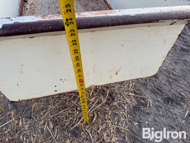 20’-steel-feed-bunk-image-10