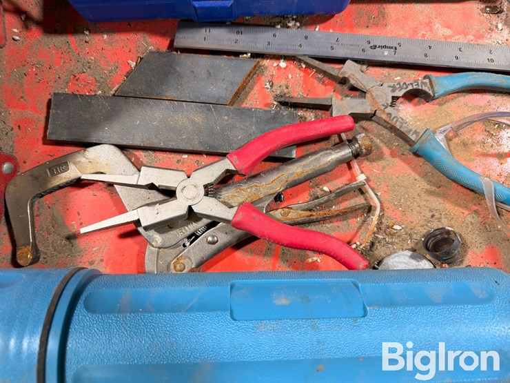 miller-spectrum-875-dc-plasma-cutter-w/-accessories-&-cart-image-20