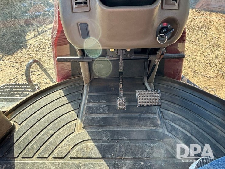 case-ih-patriot-4440-image-122