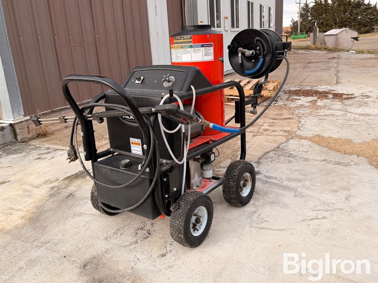alkota-420x4-industrial-hot-water-pressure-washer-image-5