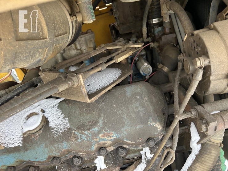 1981-oshkosh-green-snow-blower-image-43