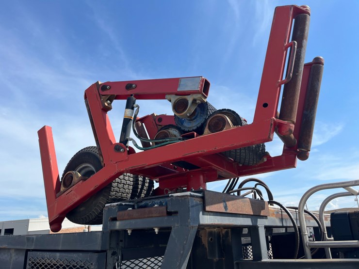 2014-ameritrail-lay-flat-hose-tugger-trailer-image-9