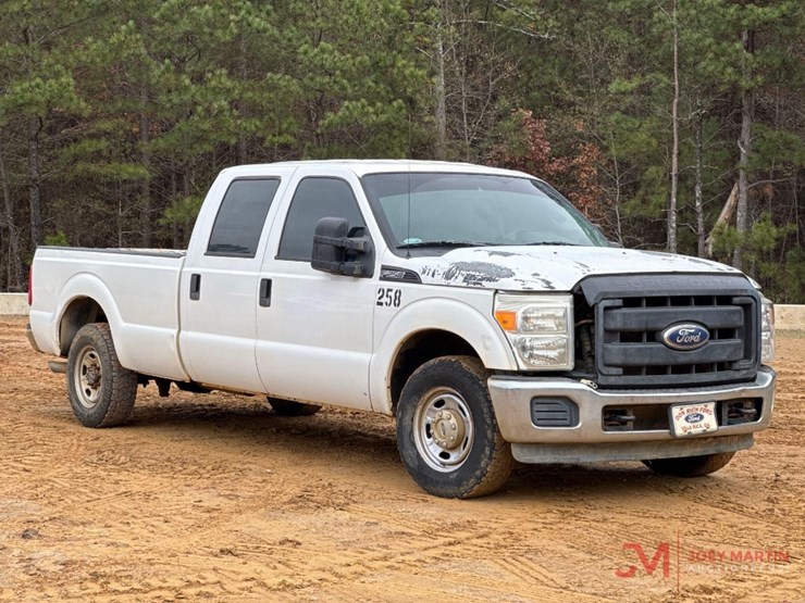 2011-ford-f250-xl-image-1