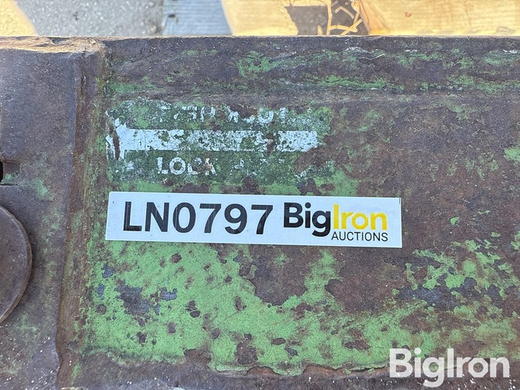 john-deere-3-pt-quick-hitch-image-16