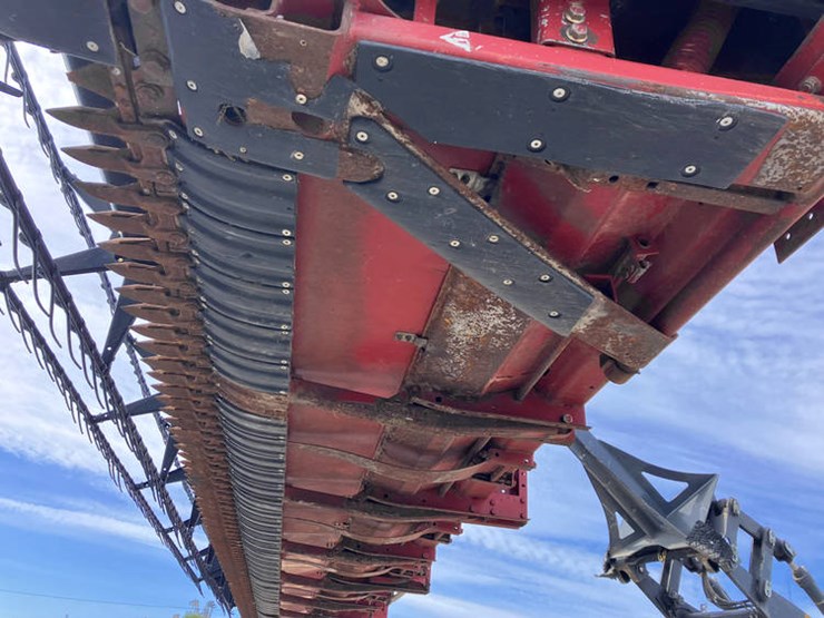 2001-case-ih-1020-image-13