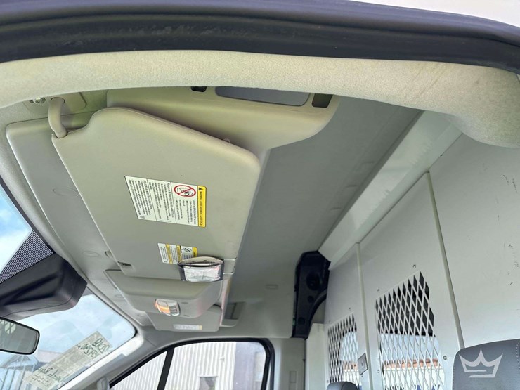 2018-ford-transit-image-16