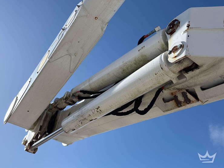 2013-international-workstar-7400-image-15