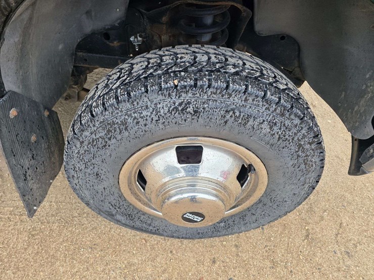 2005-dodge-ram-3500-image-57