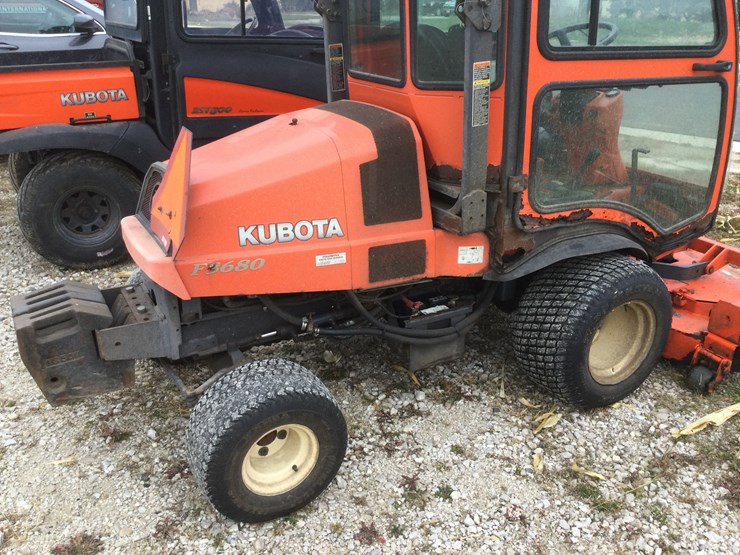 2011-kubota-f3680-image-4