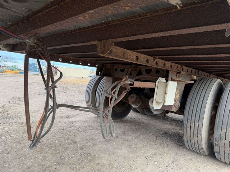 2006-utility-4000d-x-image-14