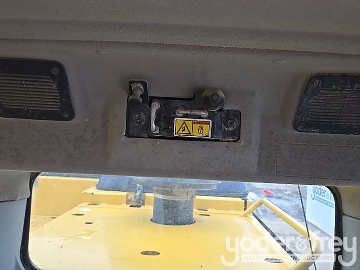 2012-caterpillar-349el-image-82