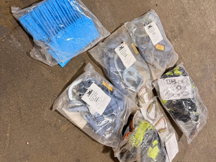 safety-harnesses-&-lanyards-image-3