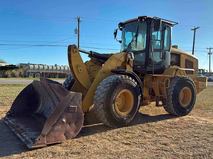 caterpillar-930m-image-1