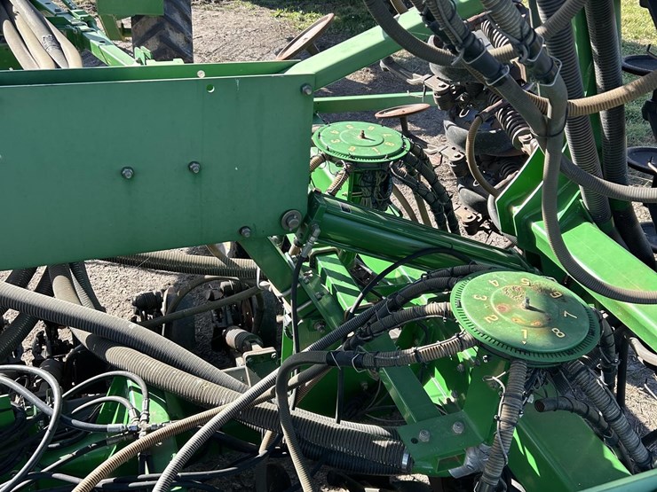 john-deere-1890-image-60