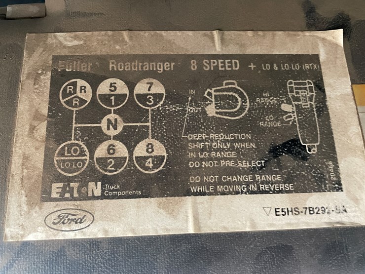 ford-lt9000-image-71