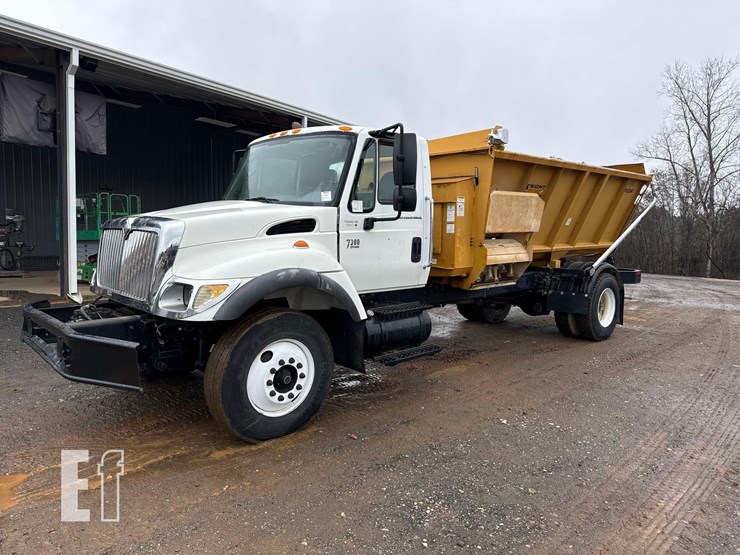 international-workstar-7300-image-1